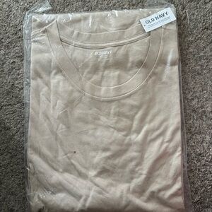 NWT Old Navy Cream short sleeved T-shirt